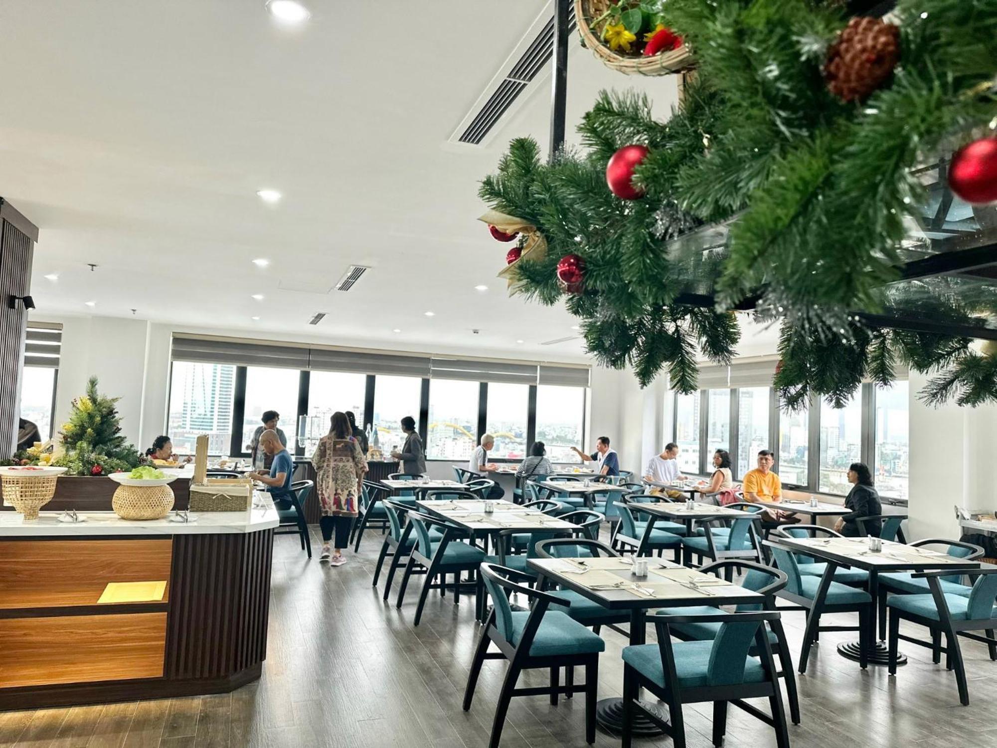 Vian Hotel And Spa Danang Bagian luar foto