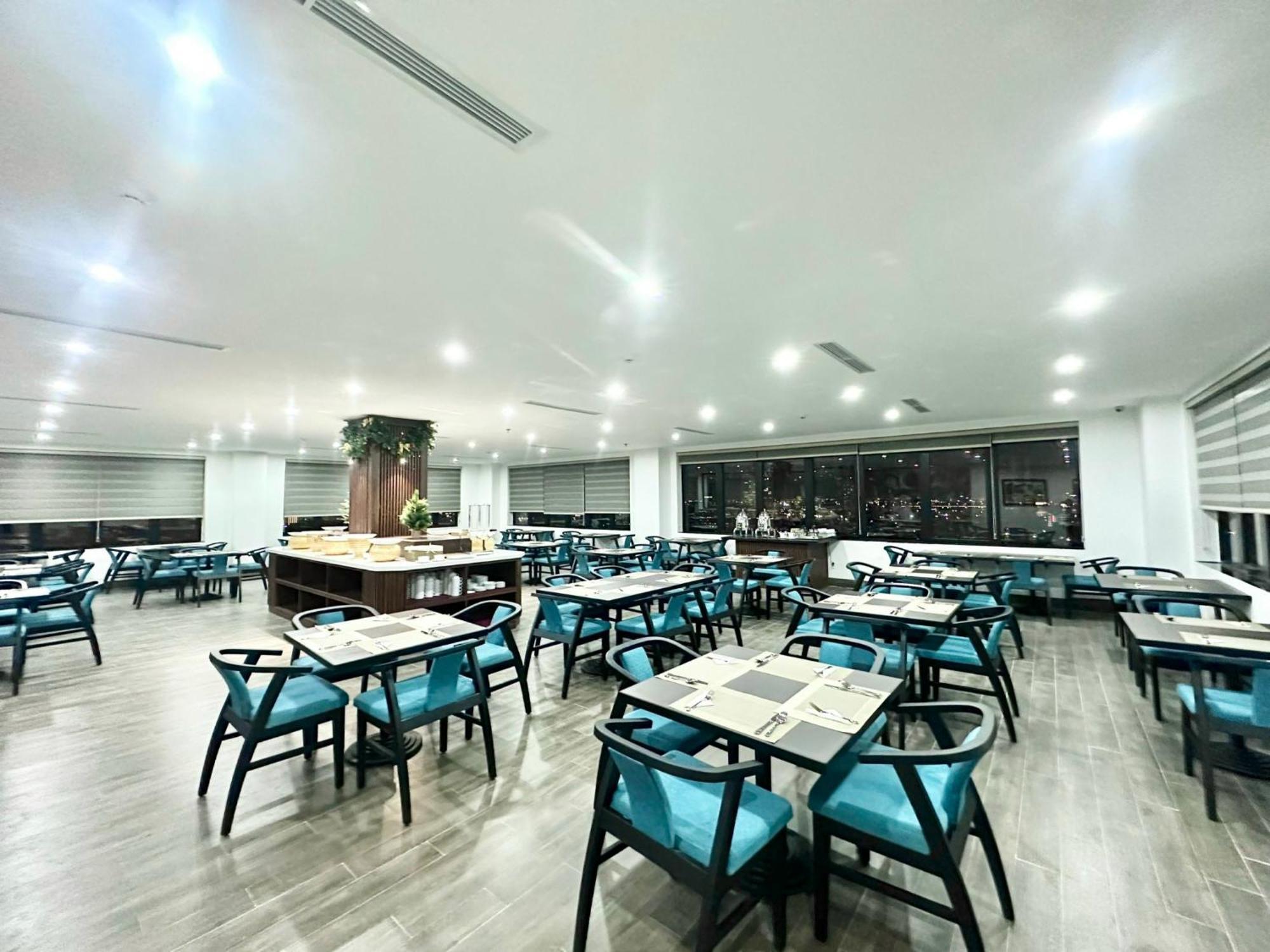 Vian Hotel And Spa Danang Bagian luar foto